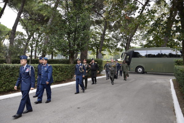 Foreign military attachés visit